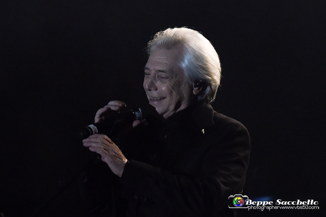 VBS_6794 - Concerto Nino D'Angelo - Il poeta che non sa parlare.jpg